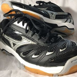 Mizuno Women's Wave Rally 5 Volleyball Shoe